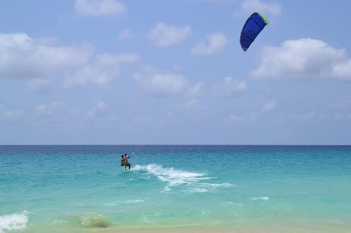 Kitesurfing